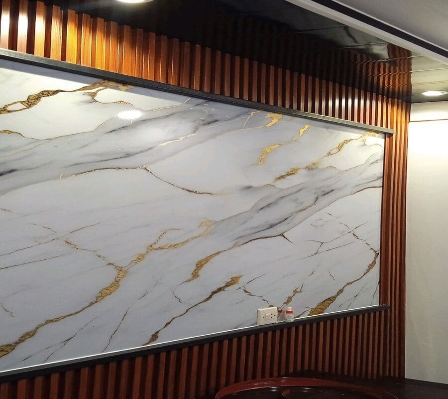 بديل الرخام مع بديل الخشب